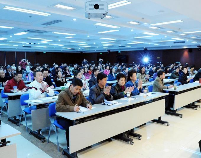 多曼智家1对1早教