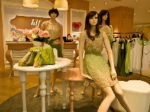 依迪菲女裝產品展示