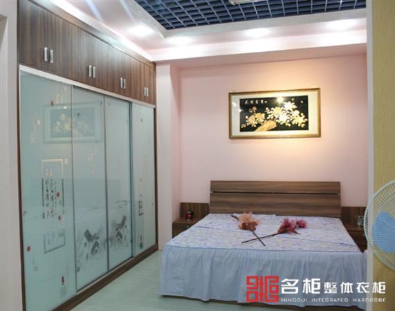 卧室衣柜配套