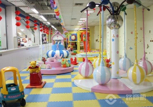 噜啦啦儿童乐园