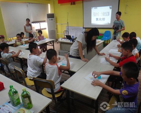 小牛顿老师授课