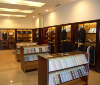 雅戈?duì)栁鞣? title=