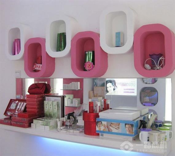 琪雅美容加盟店内景 