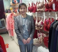 水中花內衣銷售人員