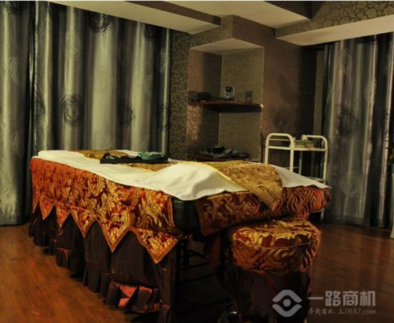 千领国际男士养生馆店面