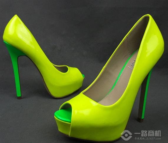 沃格时尚女鞋加盟