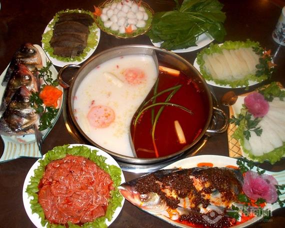 红日中天豆捞坊