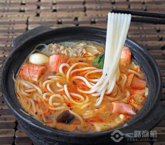 自然稻米线加盟