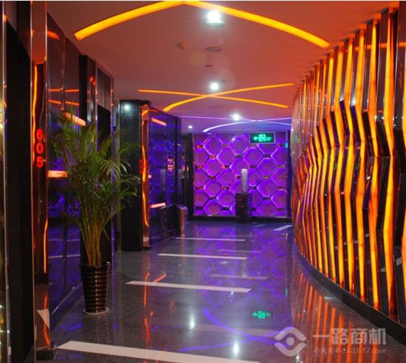 海天之恋KTV店面内景