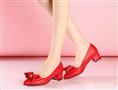 卓诗尼大红女婚鞋