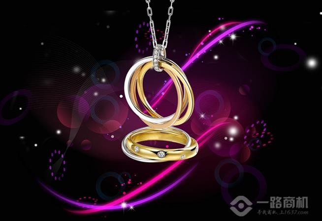 银行家钻石吊坠