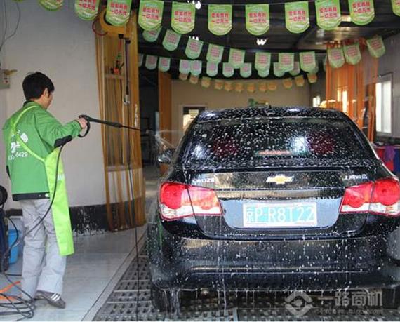 奥友汽车划痕修复