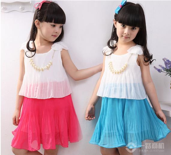 七彩童话童装