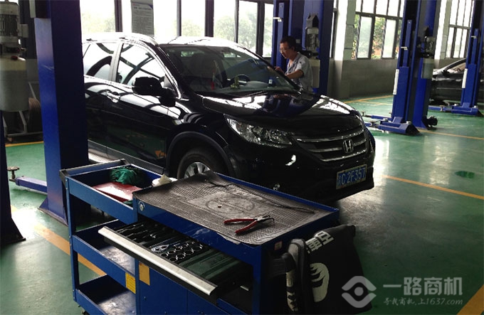 车水马龙汽车维修