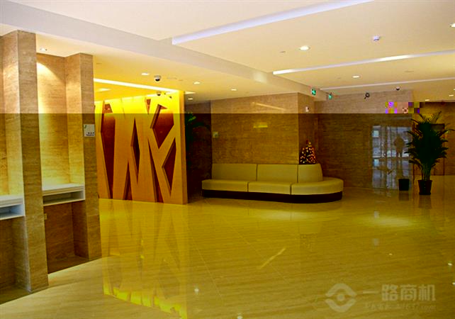 快捷假日酒店大厅