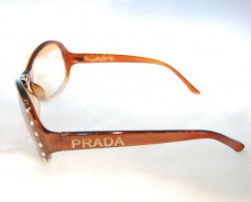 普拉达眼镜