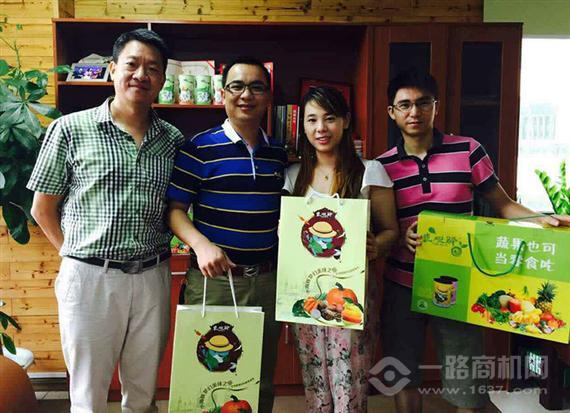 袁坝驿休闲食品加盟店