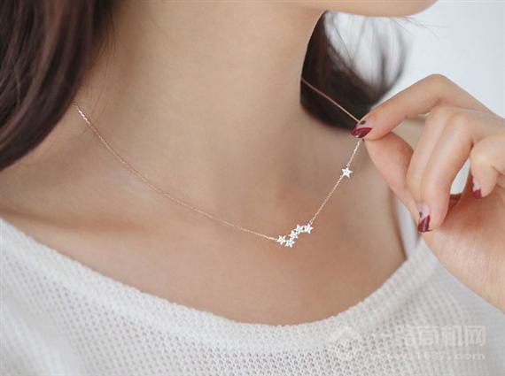 阳光女孩饰品加盟