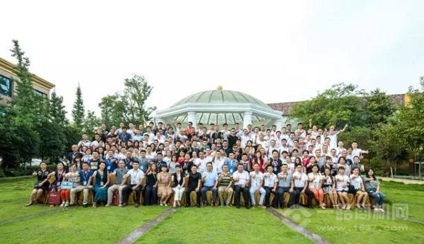 2016德貝廚柜加盟商老板培訓會順利召開