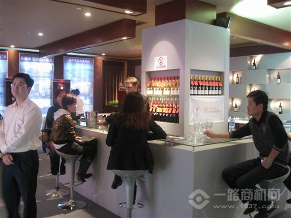 罗玛尼干红葡萄酒