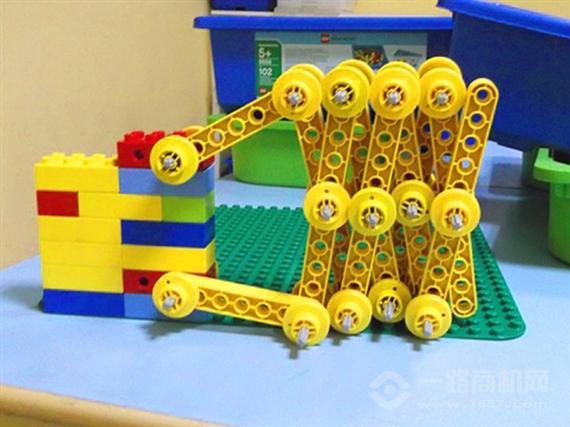 乐赢乐高科技中心