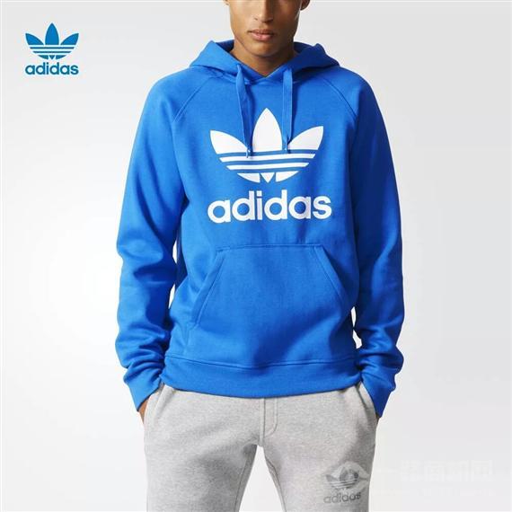 阿迪达斯三叶草