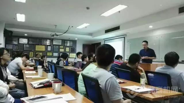 小拇指汽車維修 小拇指汽車維修