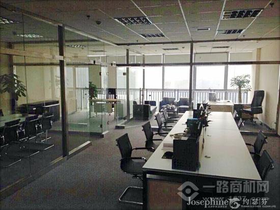约瑟芬干洗店