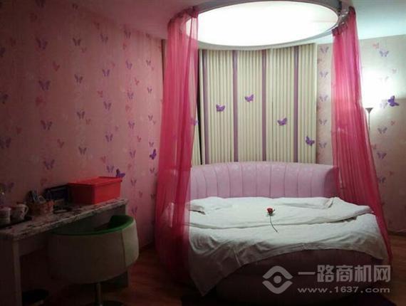 维洛纳主题酒店