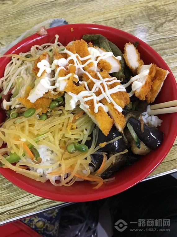 小馋猫烤肉拌饭