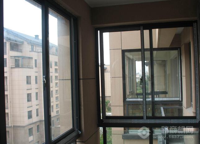 华樑门窗 华樑门窗