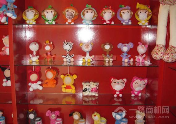 七十二变3D人面玩偶