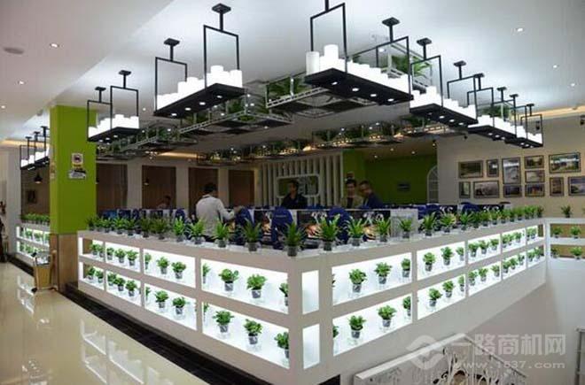 摩臣網咖 摩臣網咖