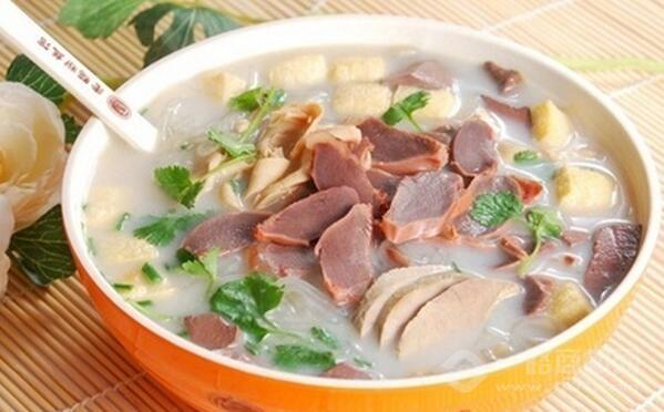 人气游子老鸭粉丝馆