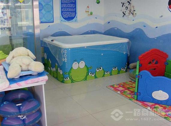婴乐士婴儿游泳馆
