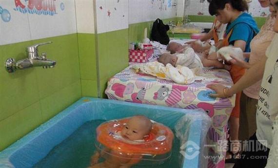 海贝婴儿游泳馆