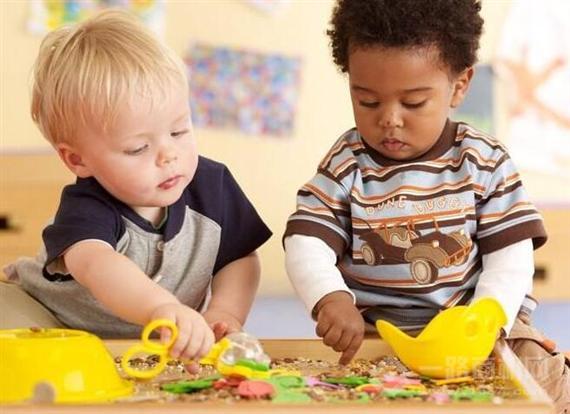 多曼智家1对1早教