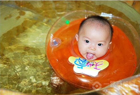 优尔博婴儿游泳馆加盟