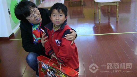 宝贝在手家校共育平台