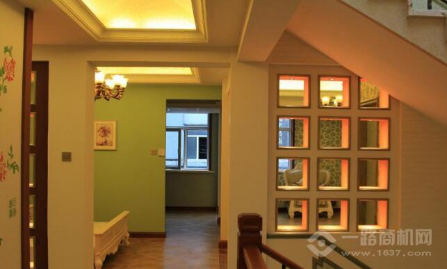 和一硅藻泥加盟