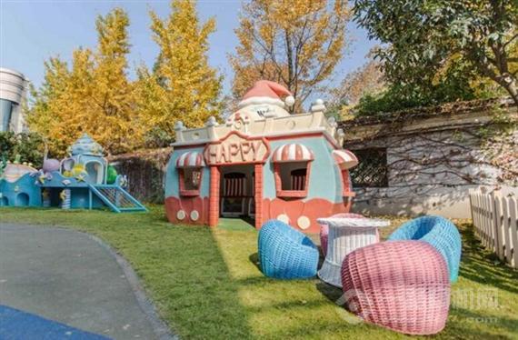 卓锦万代兰幼稚园