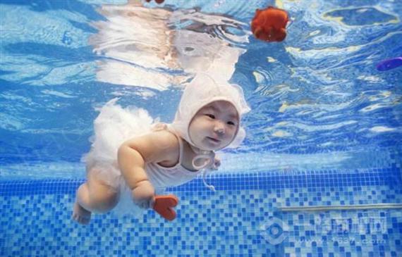 乐游宝宝亲子游泳