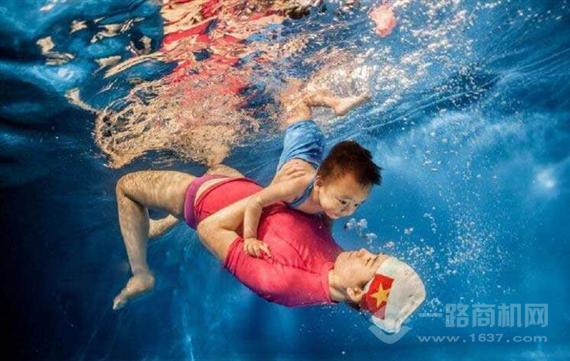 乐游宝宝亲子游泳