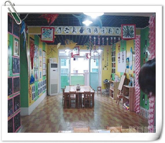 童彩启迪少儿美术