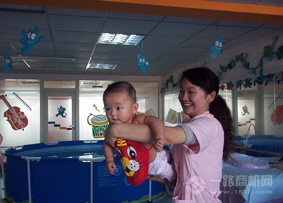 跳跳海豚 跳跳海豚