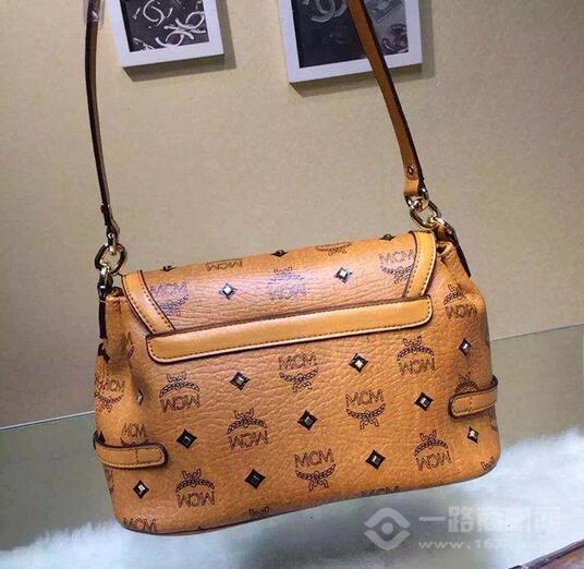 MCM包包