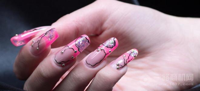 河狸家美甲加盟