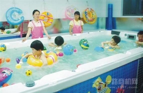 靓宝宝游泳馆