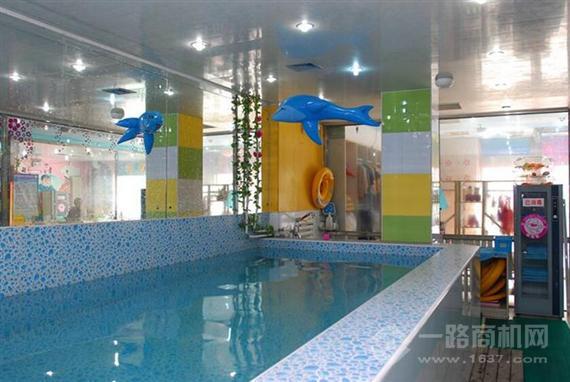 靓宝宝游泳馆