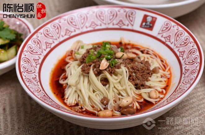 陈怡顺担担面加盟